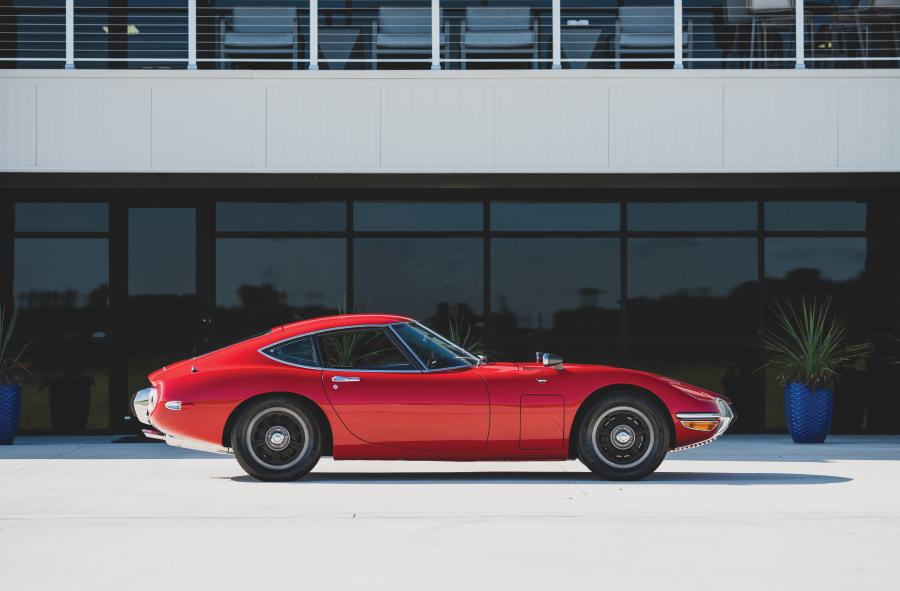  Toyota 2000GT (MF10) 1967 года  (фото 3 из 35)